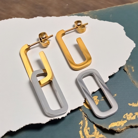 🆕️lMinimalist Chic Two Tone C Hoop Earrings 18K Gold Plated Stainless Steel - Picture 13 of 16